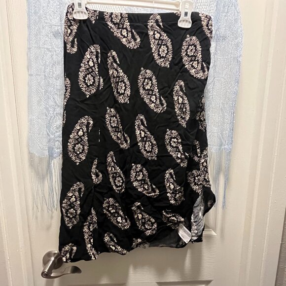 Paisley black and white skirt - Picture 1 of 4